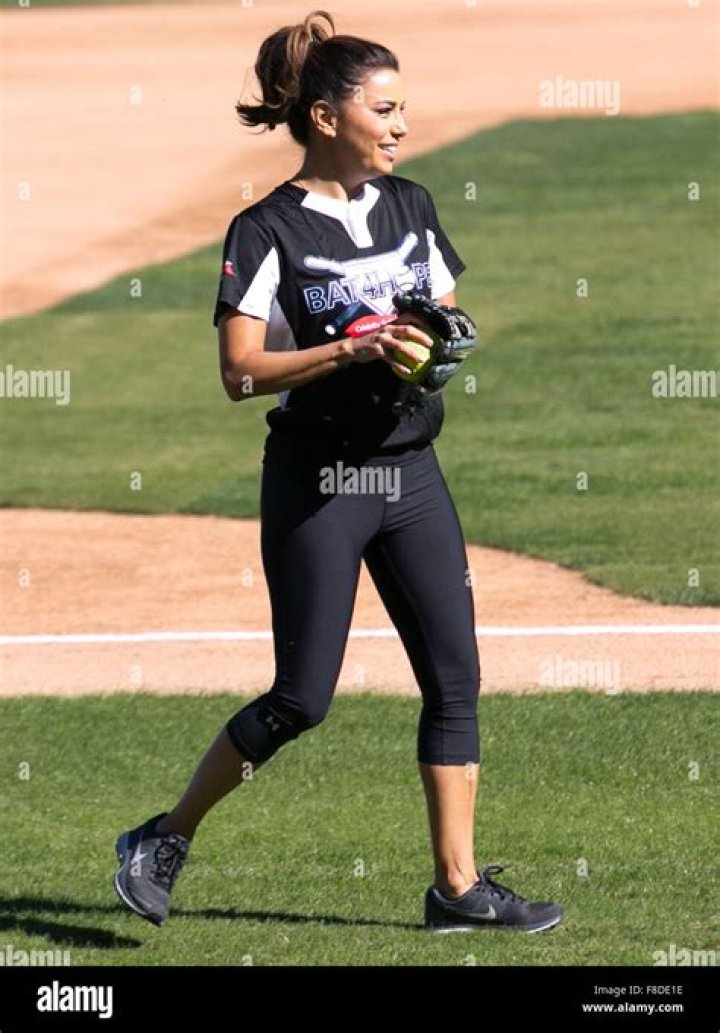 Actress Eva Longoria warms ups at Adrian Gonzalez's Bat 4 Hope Celebrity Softball Game at Dodger Stadium Los Angeles. Featuring: Eva Longoria, Constance Marie Where: Los Angeles, California, United States When: 07 Nov 2015 Credit: Brian To/WENN.com