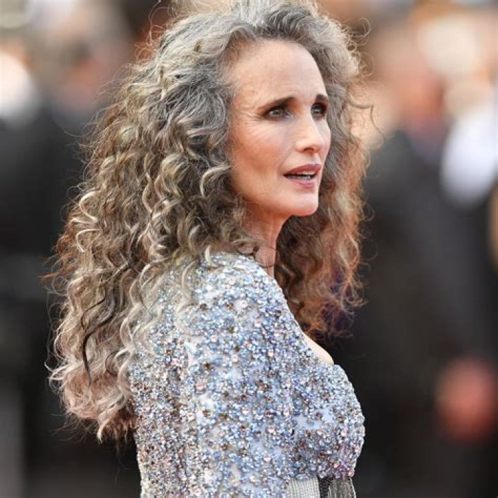 Andie MacDowell goes gray