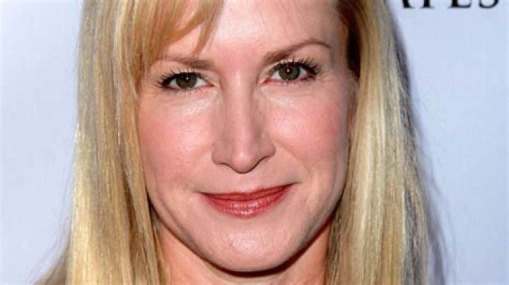 Angela Kinsey's Body Measurements Angela Kinsey's Body Measurements