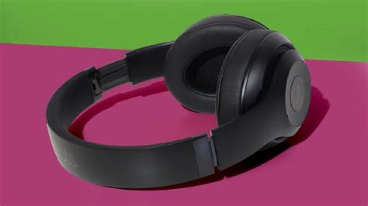 Beats Studio 3 Wireless Noise Cancelling Over Ear Headphones Midnight Black