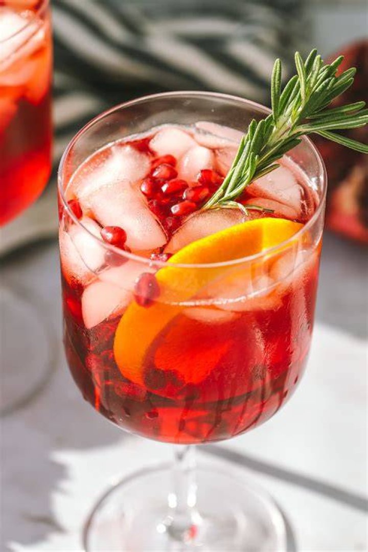 Blackberry Pomegranate Spritz