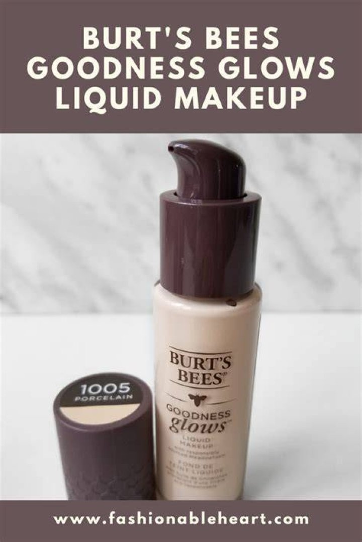 Burt Bees Goodness Glows foundation