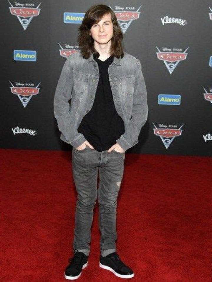 chandler riggs height comparison