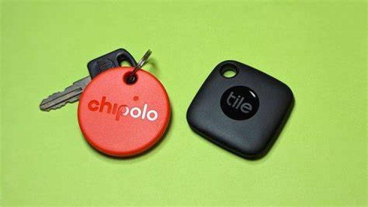 Chipolo Tracker best bluetooth trackers