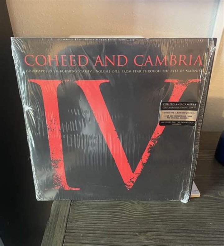 Coheed and Cambria - Good Apollo, I'm Burning Star IV Album Cover Coheed and Cambria - Good Apollo, I'm Burning Star IV Album Cover