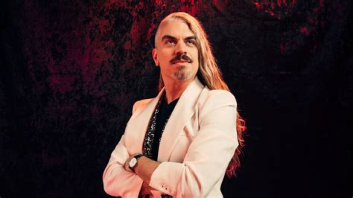 Daniel Estrin