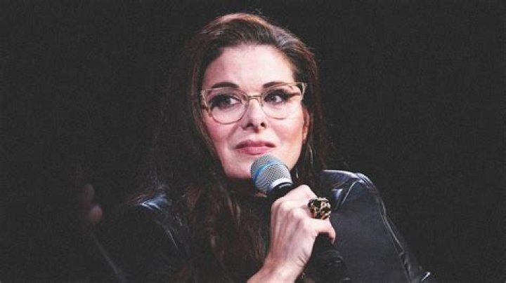 Debra Messing’s Tribeca Glam