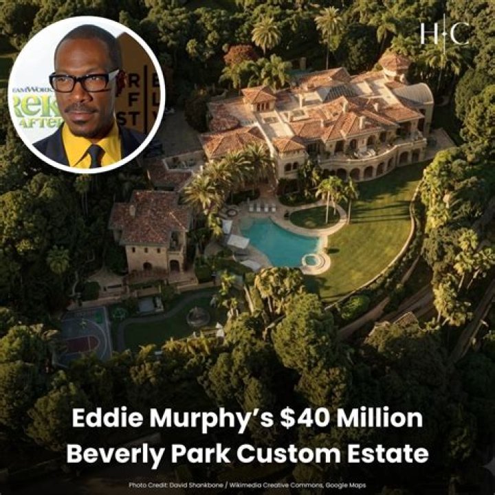 eddie murphy massive $200 million net worth