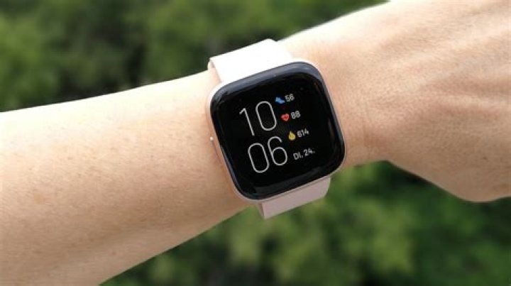 fitbit versa 2 review heart rate screenshot vs wahoo tickr x fitbit versa 2 review heart rate screenshot vs wahoo tickr x