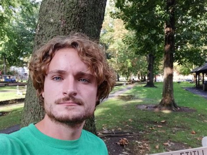 galaxy a32 standard selfie