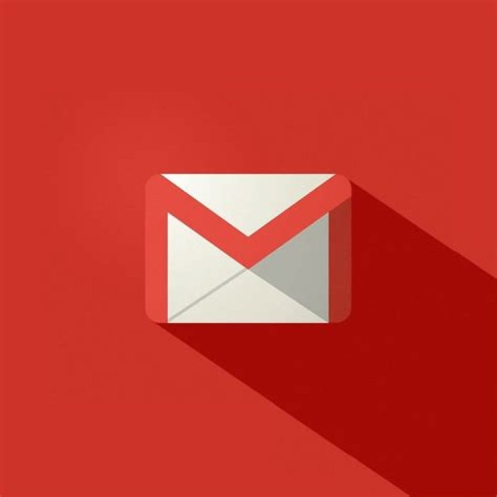 Gmail not checking spelling