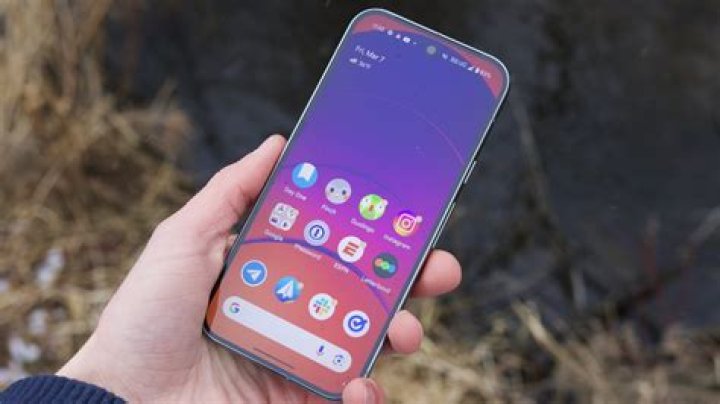 Google Pixel 3a Purple-ish Assistant Logo Google Pixel 3a Purple-ish Assistant Logo
