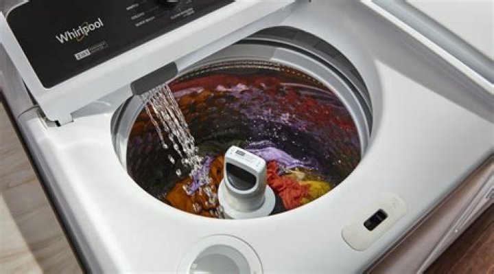 How To Create A Whirlpool In A Pool