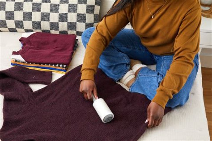How to Remove Lint from Clothes Forever