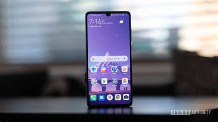 Huawei P30 screen on table
