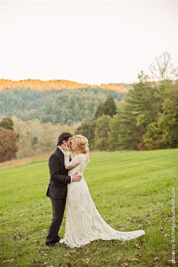 Kelly-clarkson-wedding