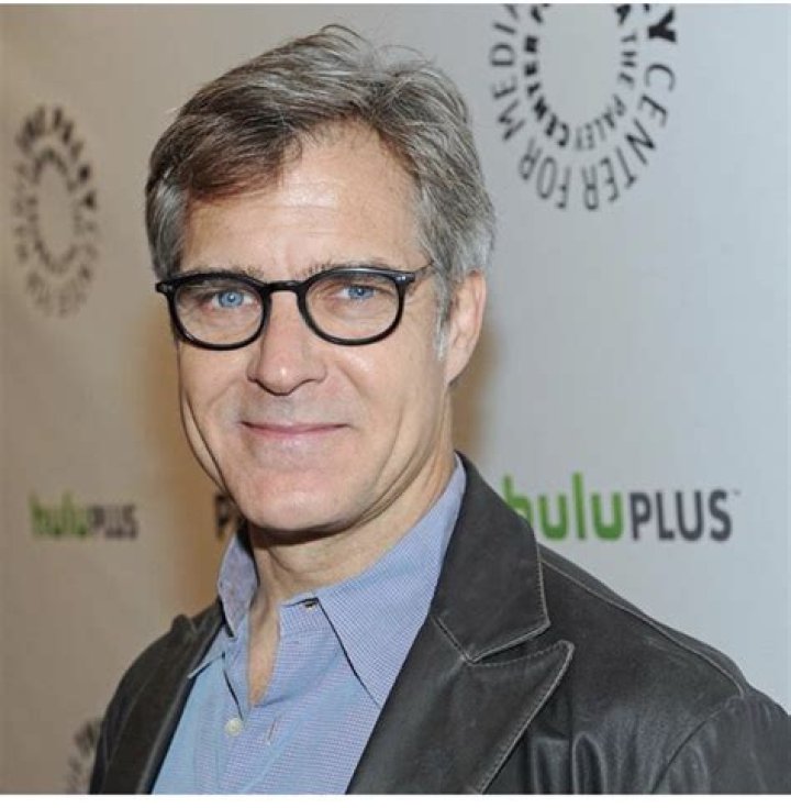 Kyle MacLachlan or Henry Czerny
