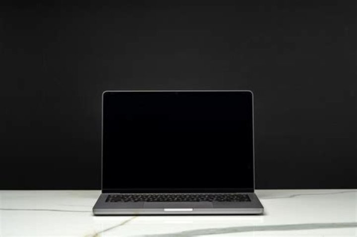Laptop with black screen - HP all-in-one screen is black