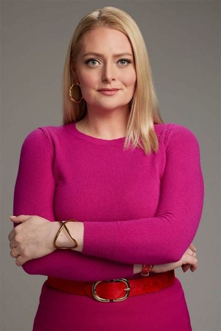Lauren Ash – StyleCaster