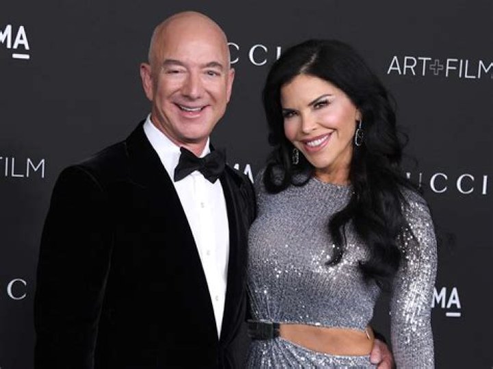Lauren Sanchez and Jeff Bezos leaving their double date with Kim Kardashian and Pete Davidson