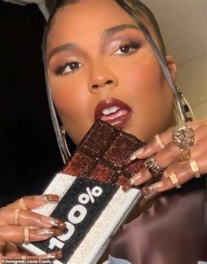 lizzo chocolate nails