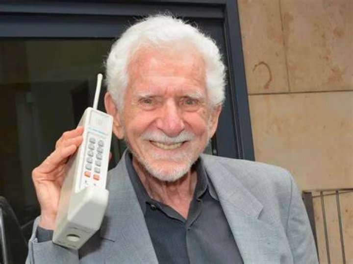 Martin Cooper DynaTAC Martin Cooper DynaTAC