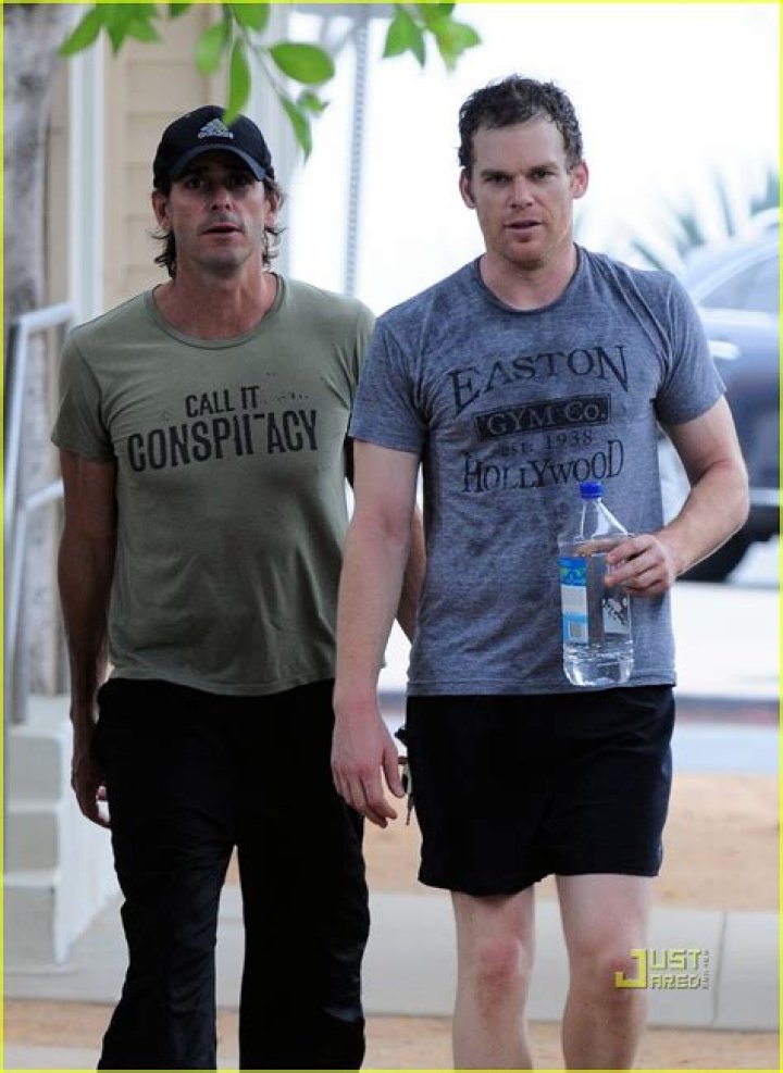 Michael C. Hall Stays Healthy at the Gym Photo 2464967 Michael C