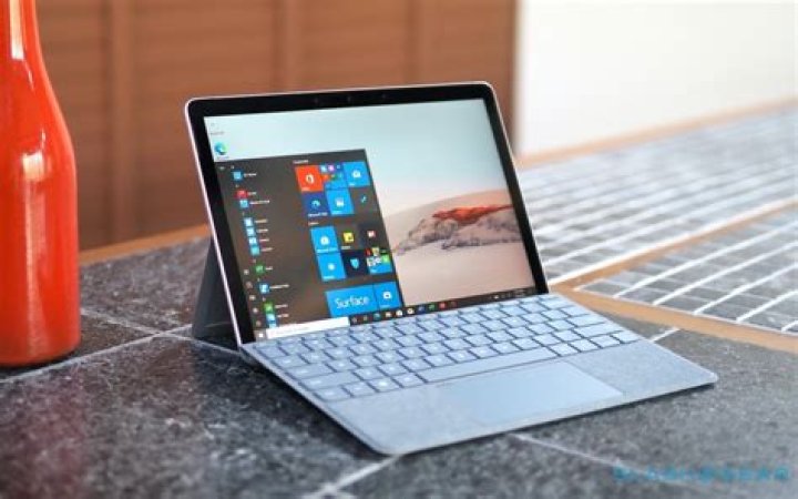Microsoft Surface Go 2 tablet mode Microsoft Surface Go 2 tablet mode
