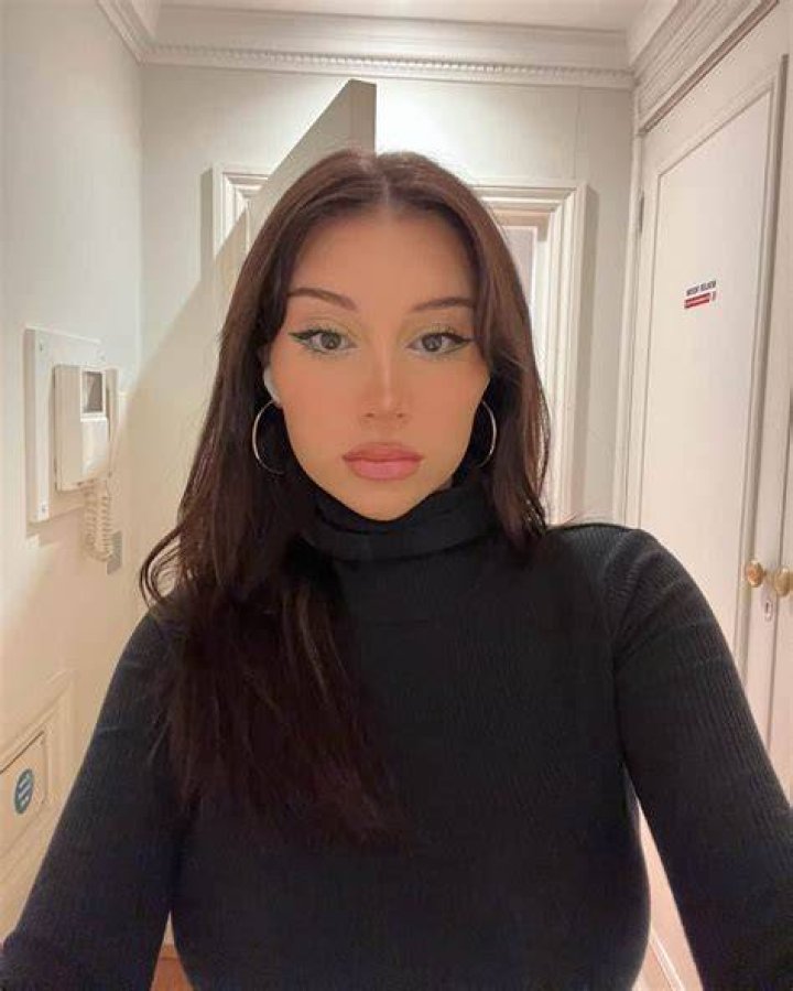 Mikaela Testa (Model) Wiki, Bio, Age, Height, Weight, Boyfriend, Measurements, Net Worth, Family