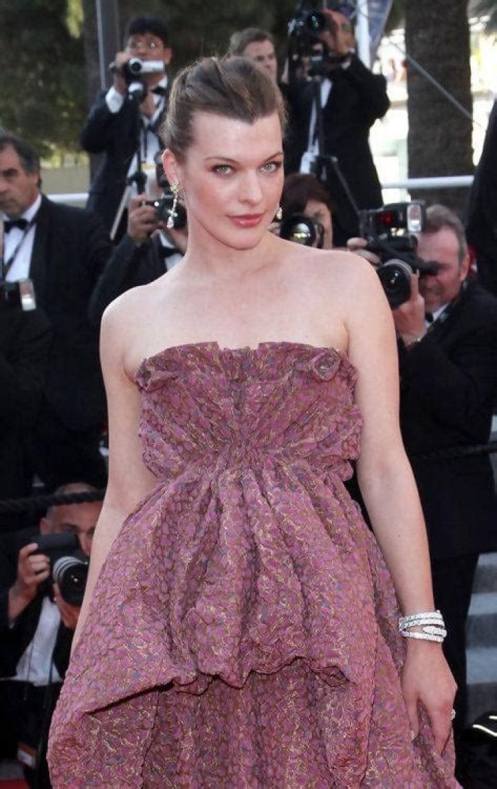 Milla_Jovovich (400x600)