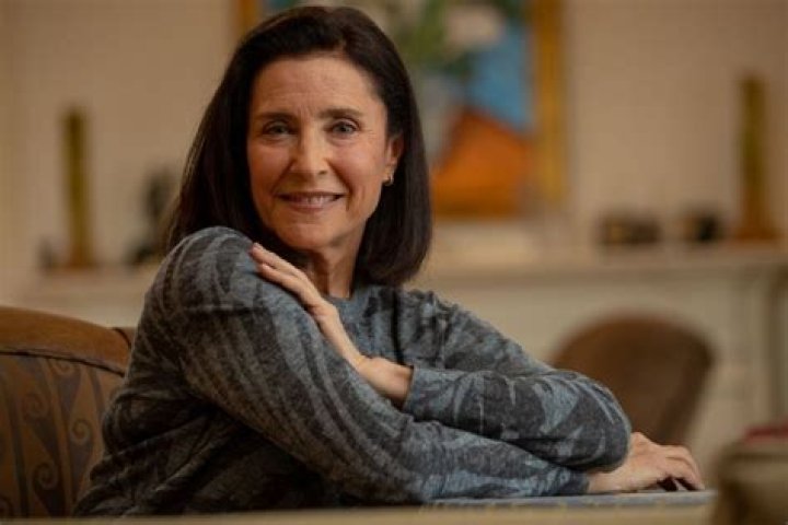 mimi rogers personal life