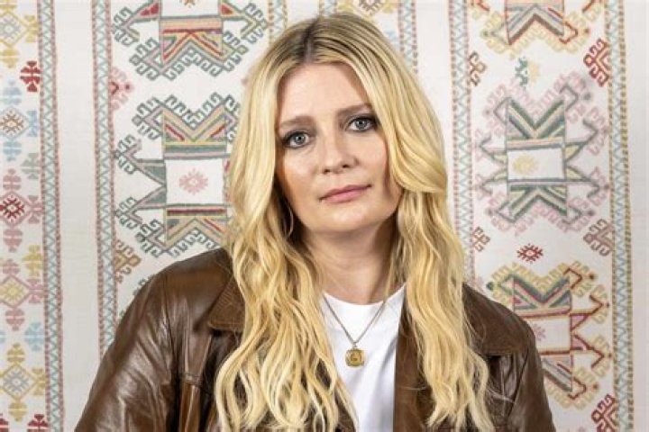 Mischa Barton Mischa Barton