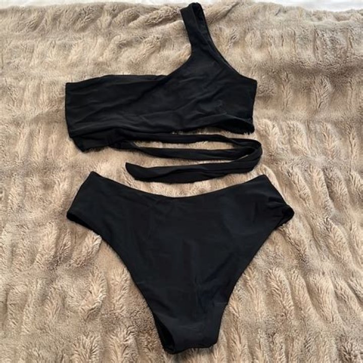 Mooslover One Shoulder High Waisted Bikini