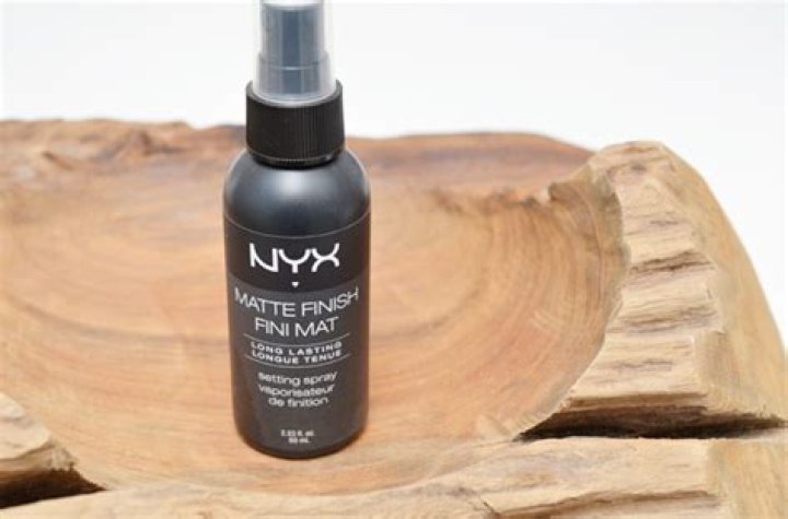 NYX-Matte-Finish-Setting-Spray