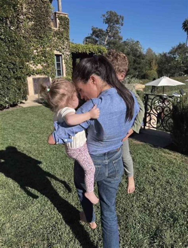 Olivia Wilde with her children