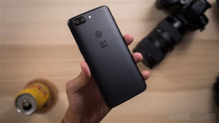 OnePlus 5T update tracker
