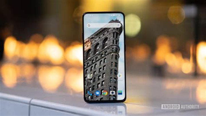 OnePlus 7 Pro screen in front of fire OnePlus 7 Pro screen in front of fire