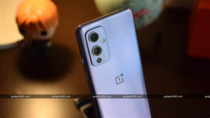 OnePlus 9 review cameras