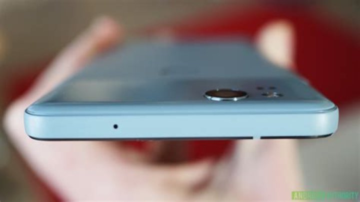 Google Pixel 2 back blue Pixel 2 problems -Pixel 2 not working