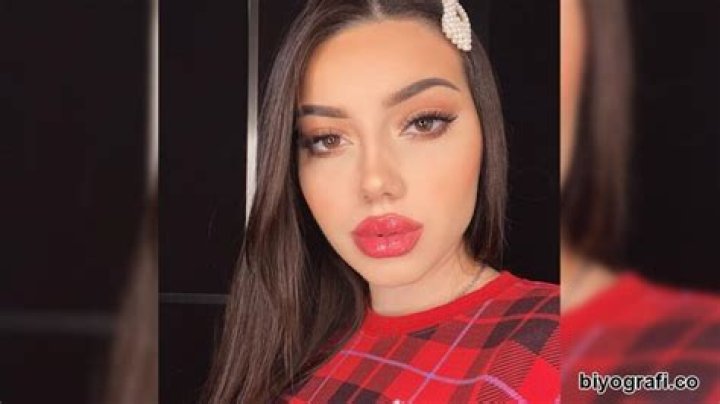 Rashel Kolanceci Twitter