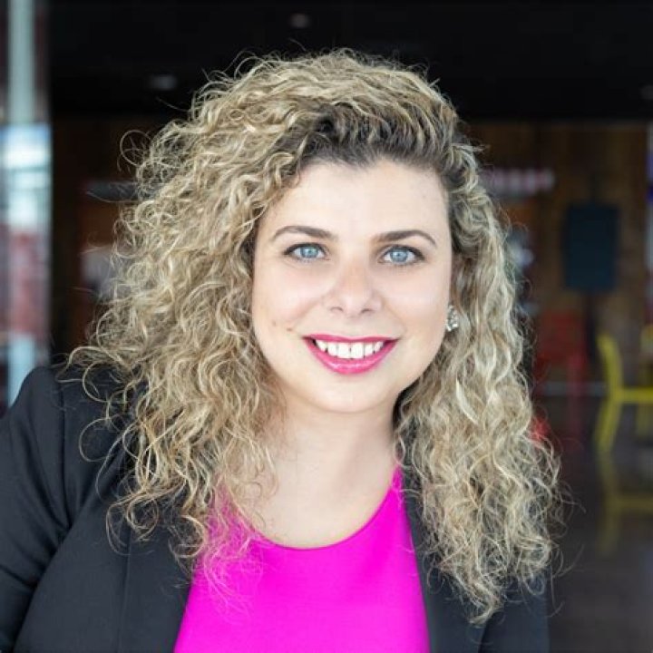 Samar Alrayyes LinkedIn