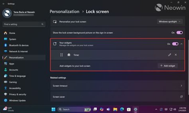 screen-status customize lock screen windows 11