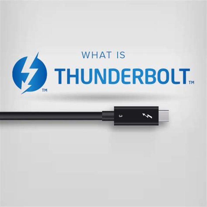 SM Street Cap Thunderbolt m.png