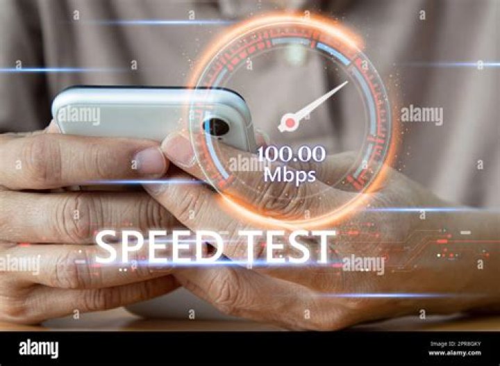 SpeedTest G SE 2020 vs iPhone 11 Pro Max results