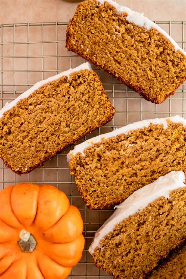 STYLECASTER | Pumpkin Bread Recipes