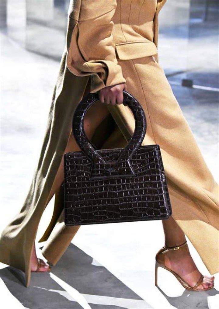 STYLECASTER | Bag Trends 2023