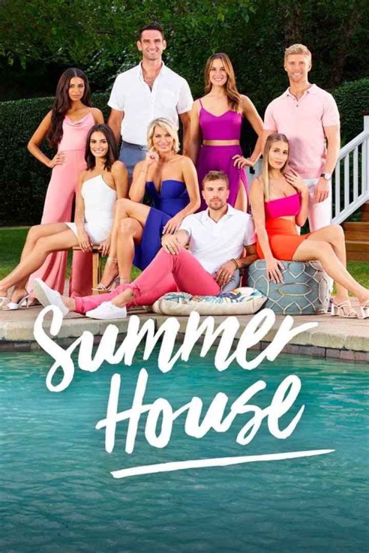 SUMMER HOUSE -- "Reunion" -- Pictured: (l-r) Chris Leoni, Kory Keefer, Samantha Feher, Gabby Prescod, Carl Radke, Lindsay Hubbard, Kyle Cooke, Amanda Batula, Paige DeSorbo, Danielle Olivera, Mya Allen, Ciara Miller -- (Photo by: Clifton Prescod/Bravo via Getty Images)