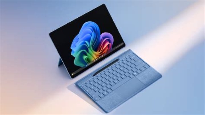 Surface Book, Surface Pro 4 get new firmware and driver updates