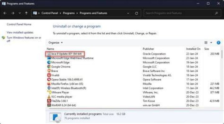 The Programs and Features Control Panel applet The Programs and Features applet office shortcuts missing from start menu