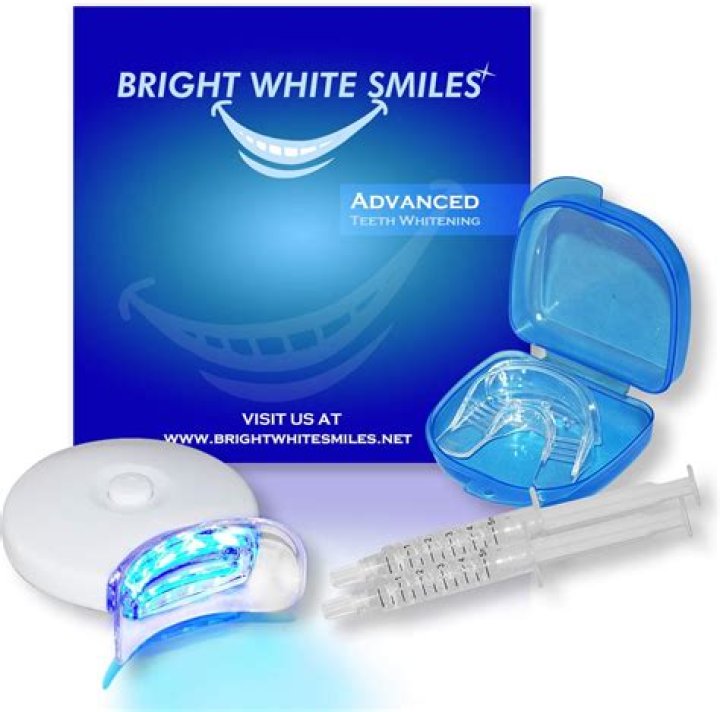 These LED Teeth Whitening Devices Are More Affordable Than You’d Think | STYLECASTER